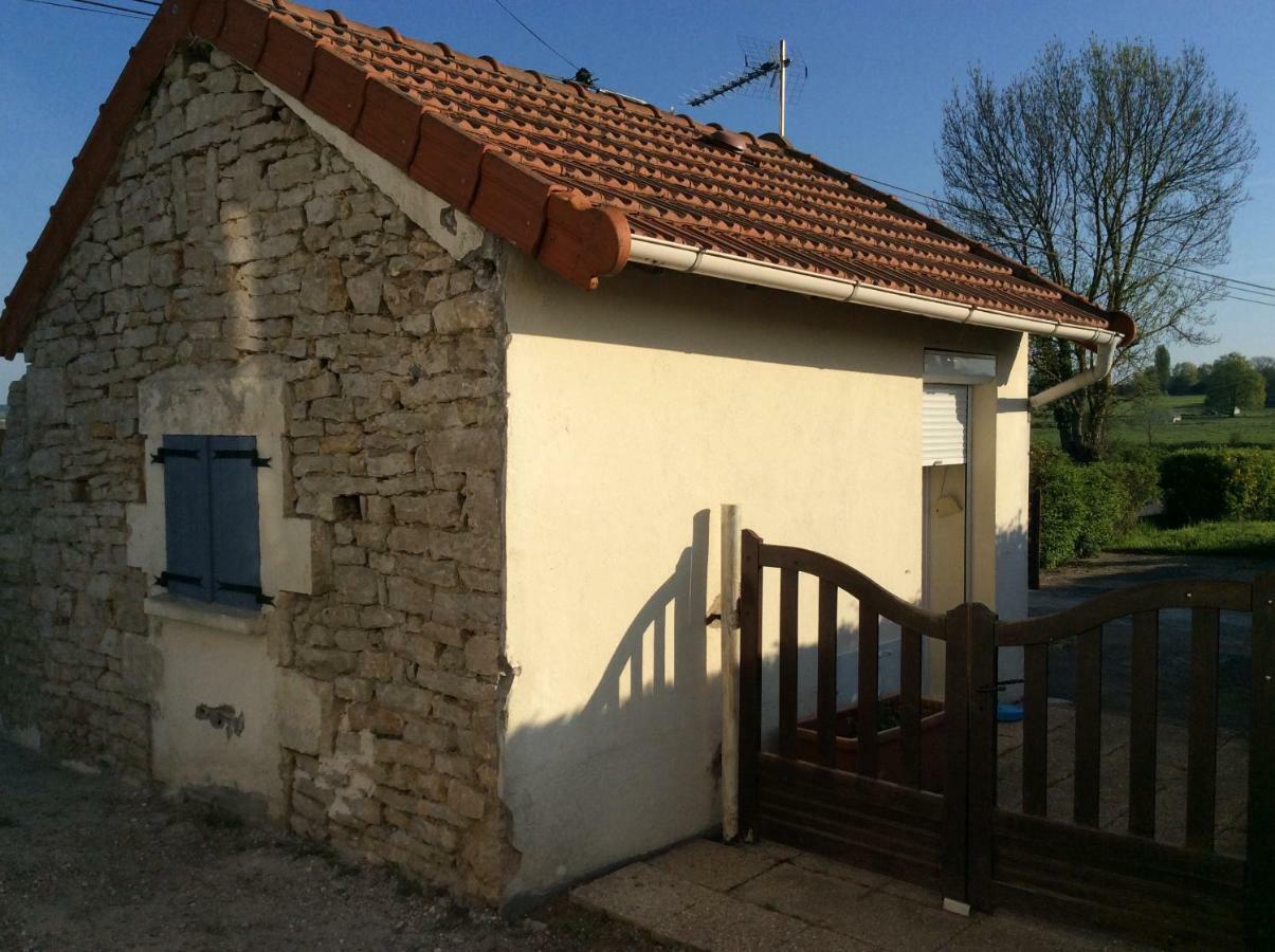 Studio 11M2 Magny-Cours Kültér fotó